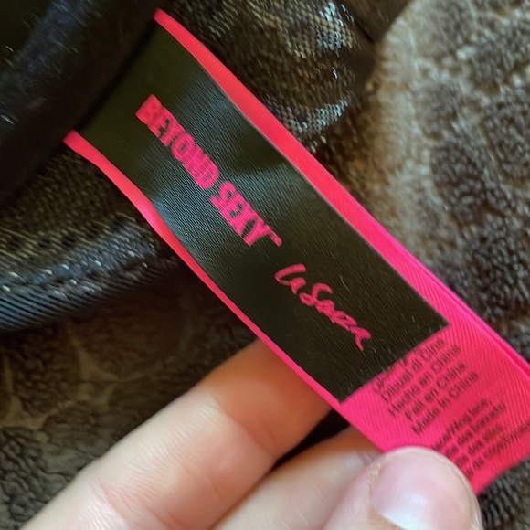Beyond Sexy LaSenza Bra - Picture 3 of 4